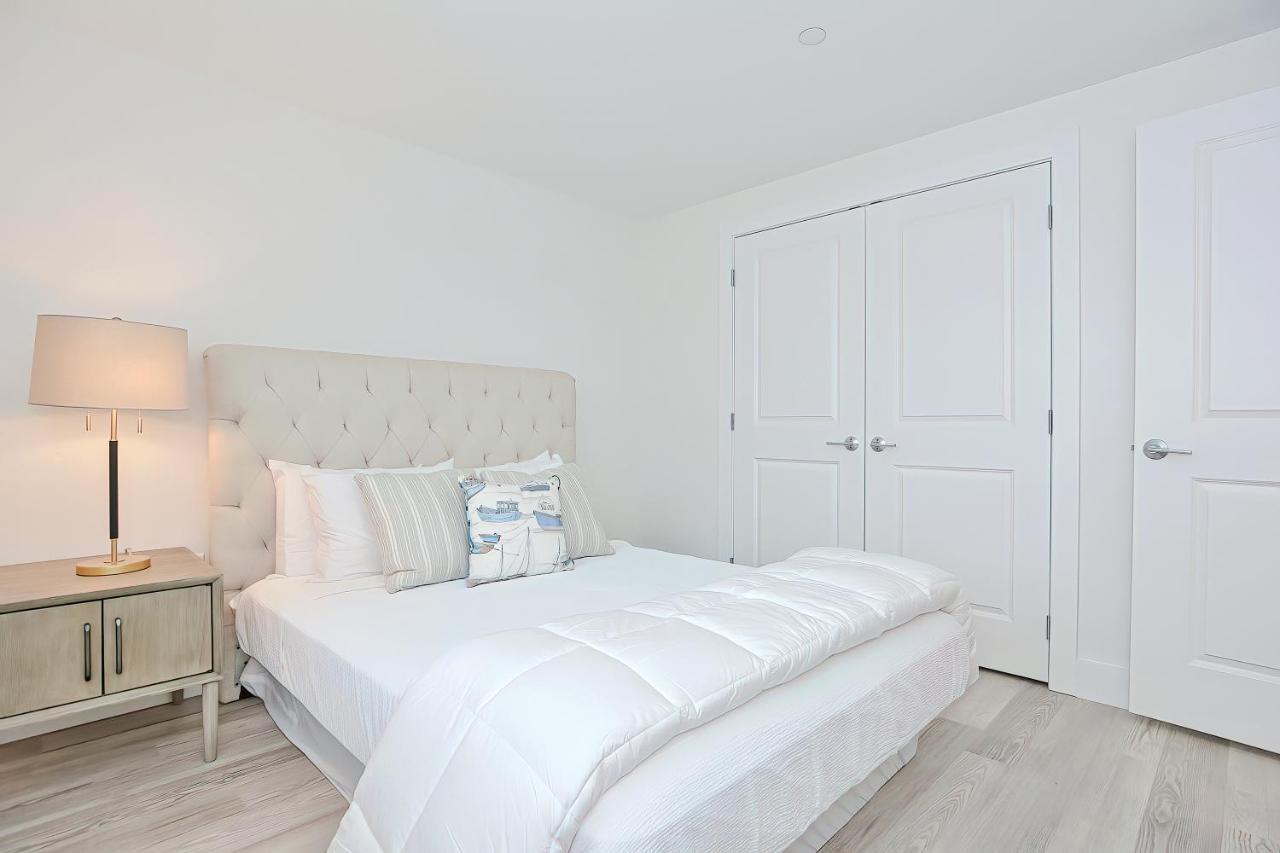 Downtown Plymouth Waterfront Luxury Condos Dış mekan fotoğraf