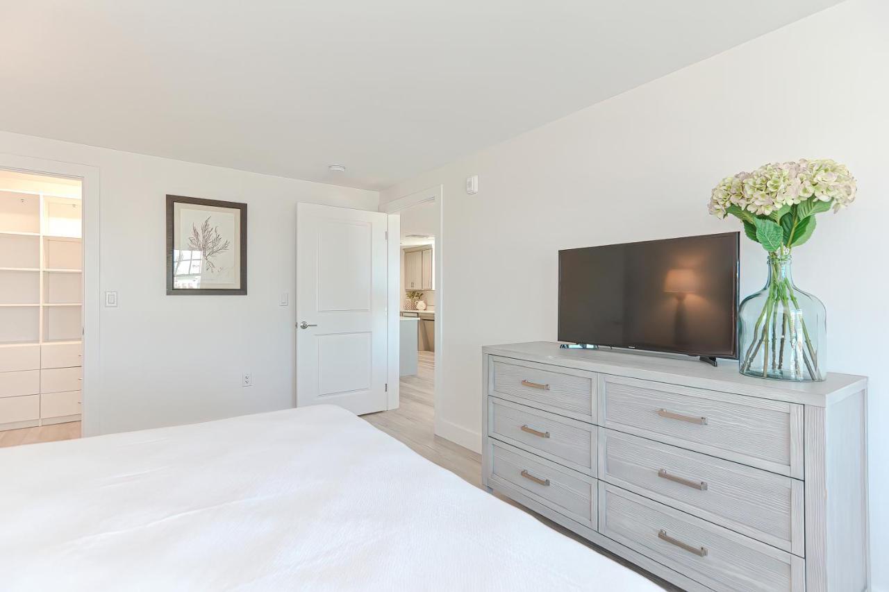 Downtown Plymouth Waterfront Luxury Condos Dış mekan fotoğraf