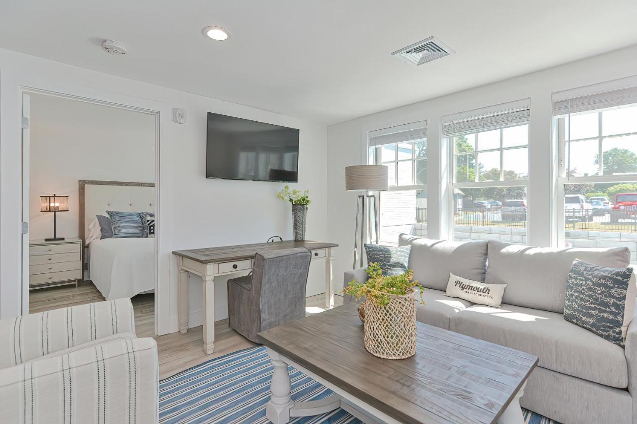 Downtown Plymouth Waterfront Luxury Condos Dış mekan fotoğraf