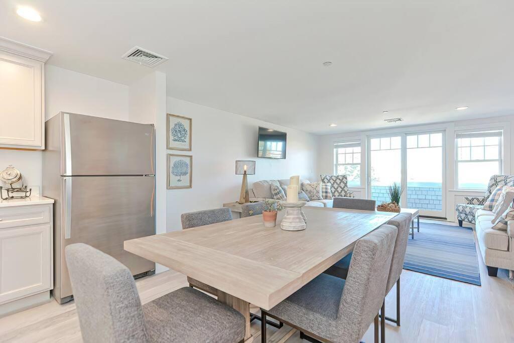Downtown Plymouth Waterfront Luxury Condos Dış mekan fotoğraf